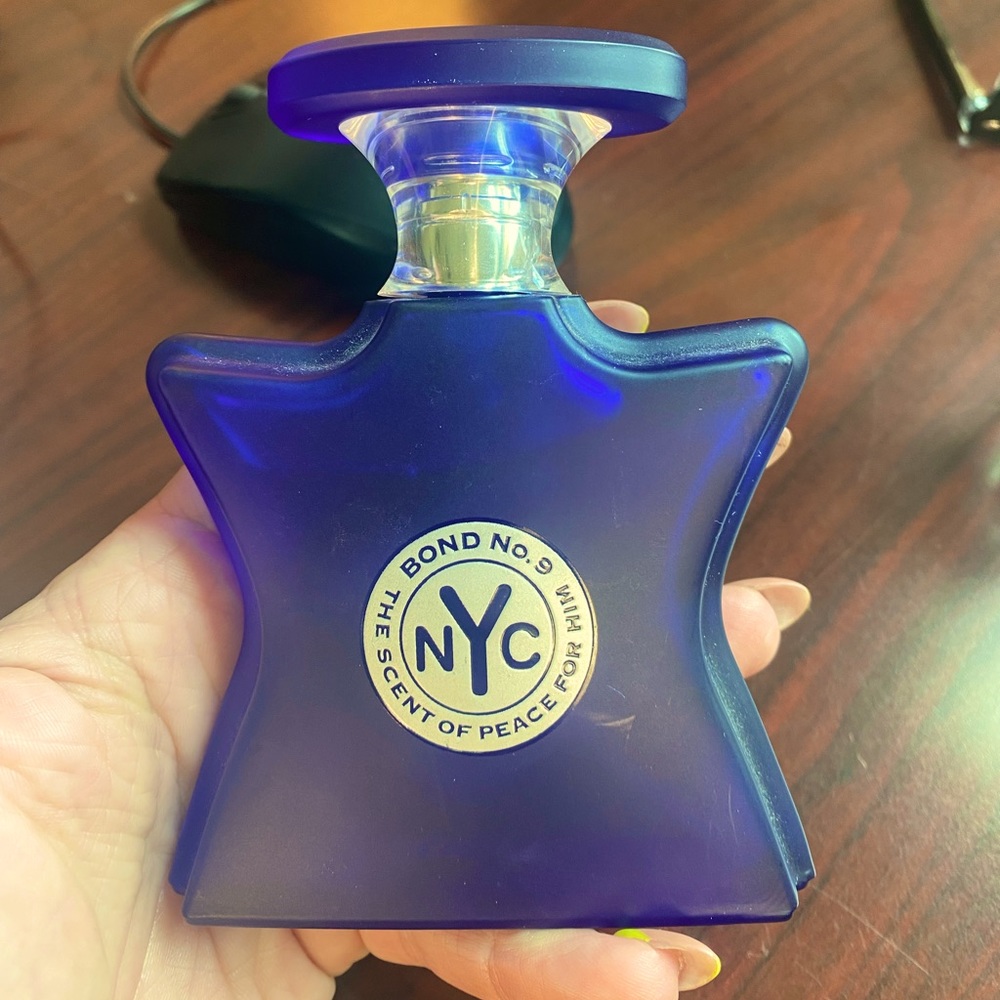 Mens Bond cologne "peace". Used once.